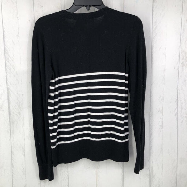 M Striped w kitty cats sweater