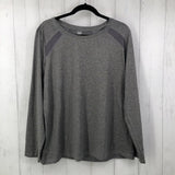 1x l/s crew neck top