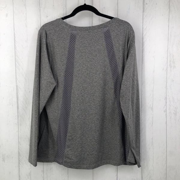 1x l/s crew neck top