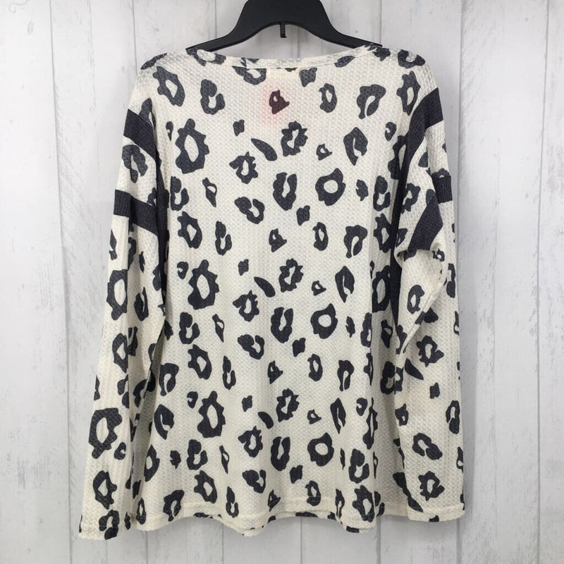 L Animal print waffle knit l/s top