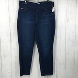 14 Pull on crop jeans