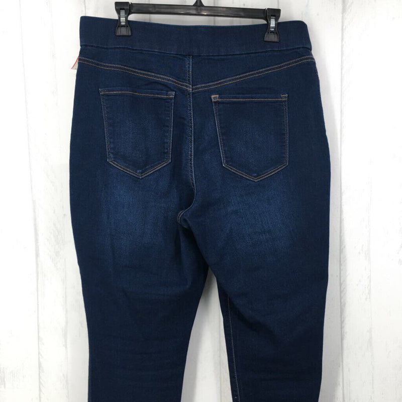 14 Pull on crop jeans