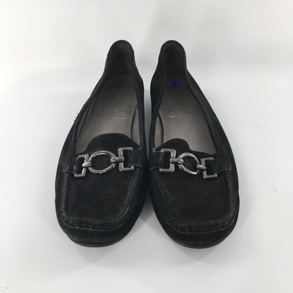 8 Leather slip on buckle loafer