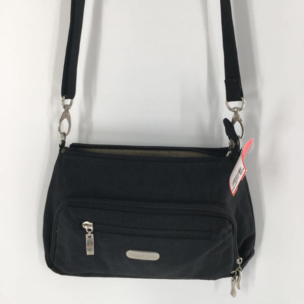 zip around pocket crossbody