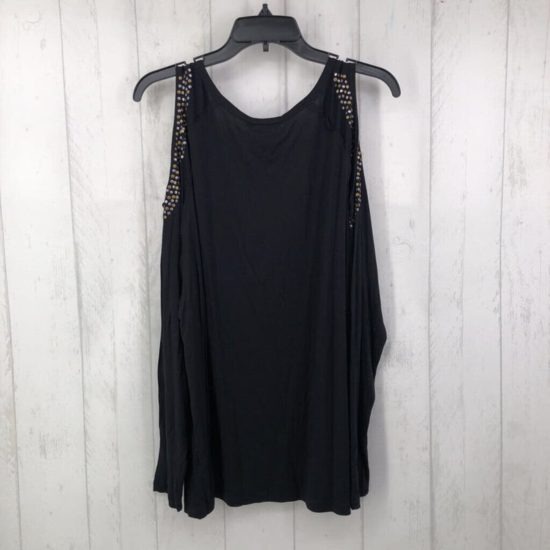 R35 XL studded cold shoulder top