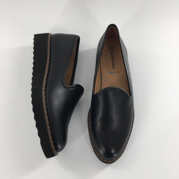 7.5 Leather loafer