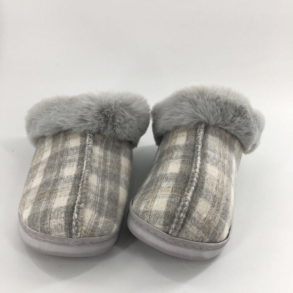 6-7 Faux fur lined slippers