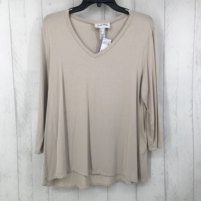 12 V-neck 3/4 slv top