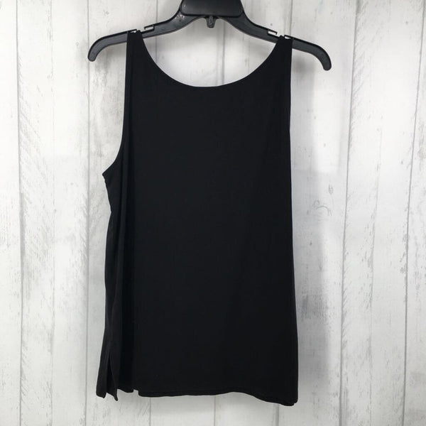 M Scoop neck tank