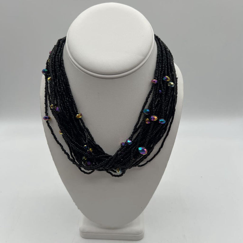 9" Blk beaded necklace