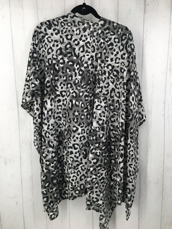 O/S Animal print kimono