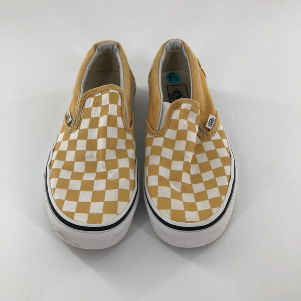 7.5 Checkered slip on sneaker