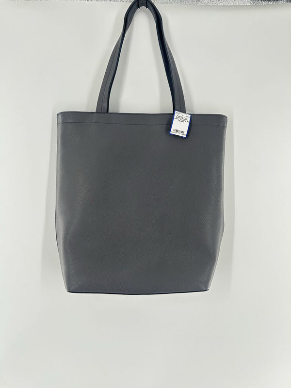 Pebbled leather tote bag