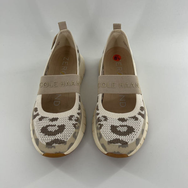 8.5 Knit animal print slip ons