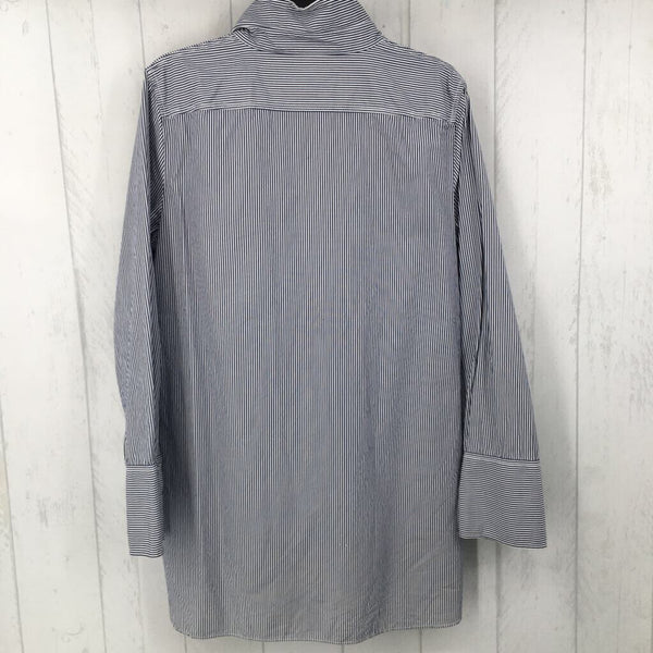 XL Striped button down l/s top