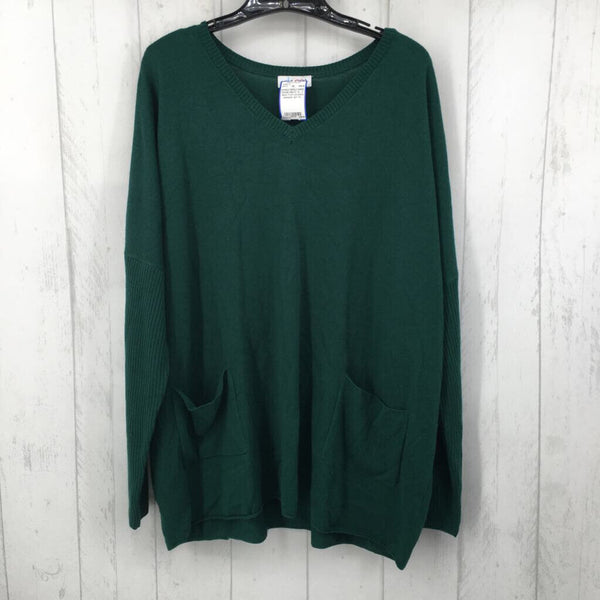 XL V-neck front pockets sweater