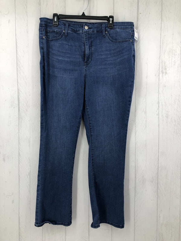 16p mini boot jeans