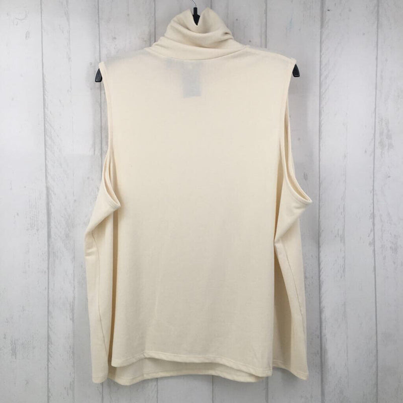 2x mock neck slvls sweater