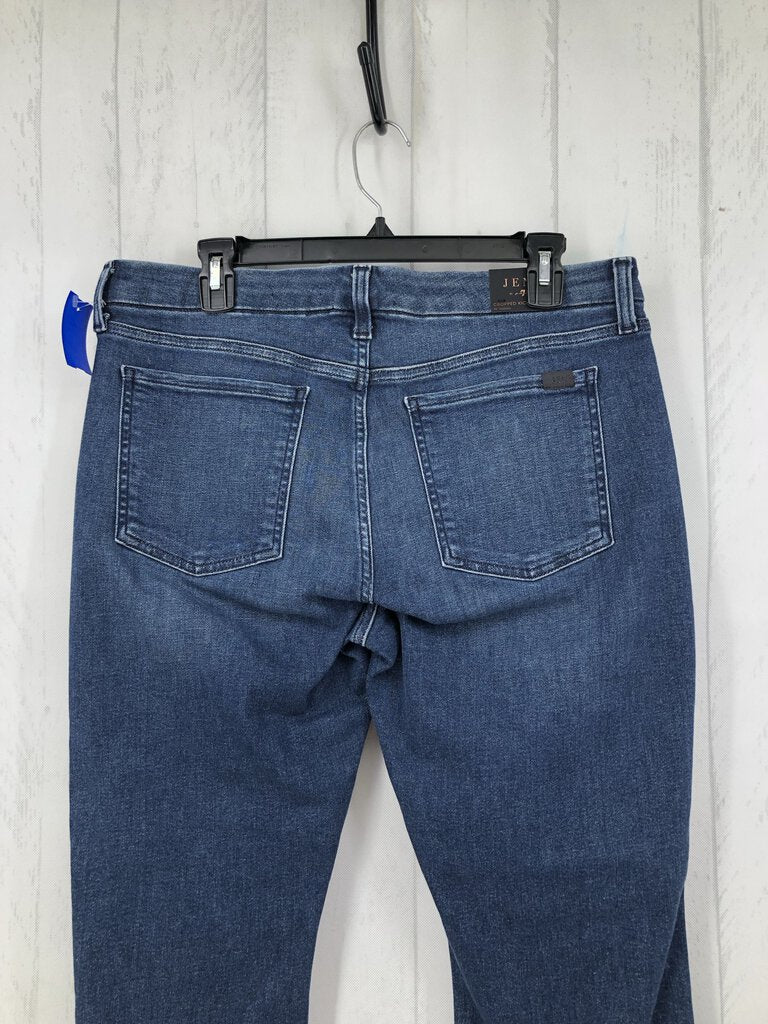 12 cropped kick jeans