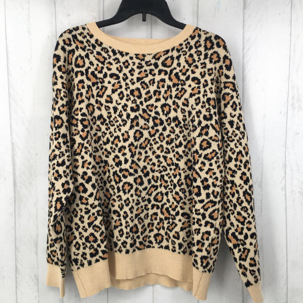 L Animal print sweater