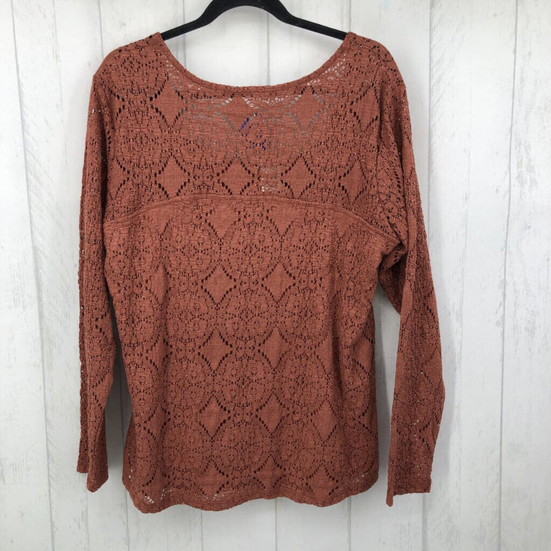 R35 XXL Lace l/s top