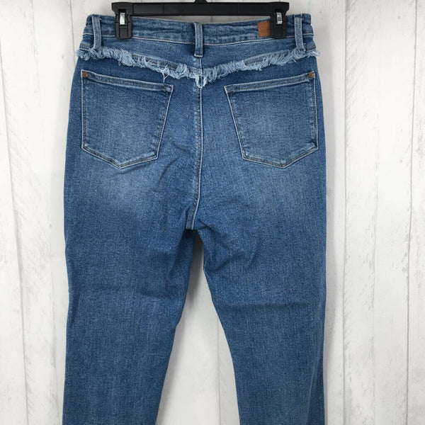 11/30 Frayed hem jeans