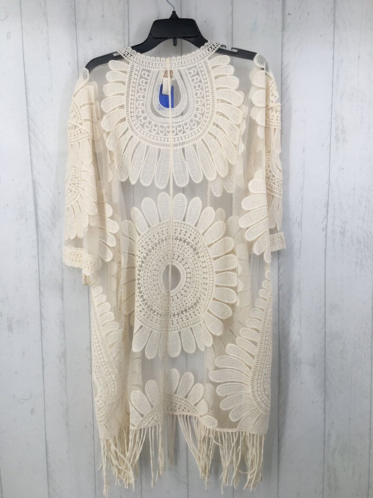 2(L) Lace fringe hem cardigan