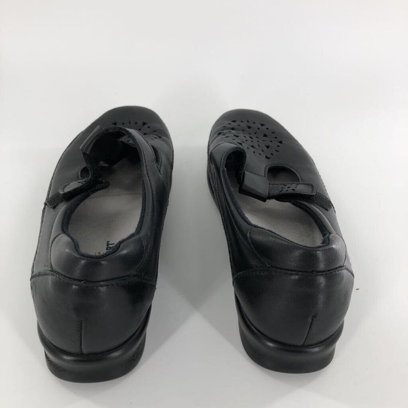 8.5 T strap loafer