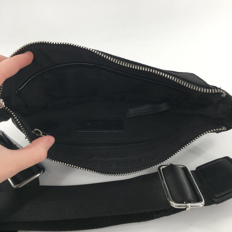 zip around fanny/sling bag