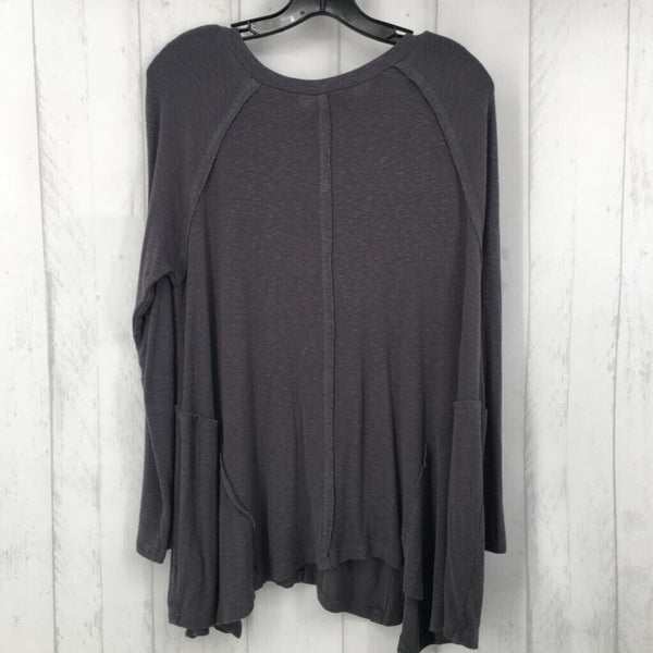 M Ribbed v-neck l/s top