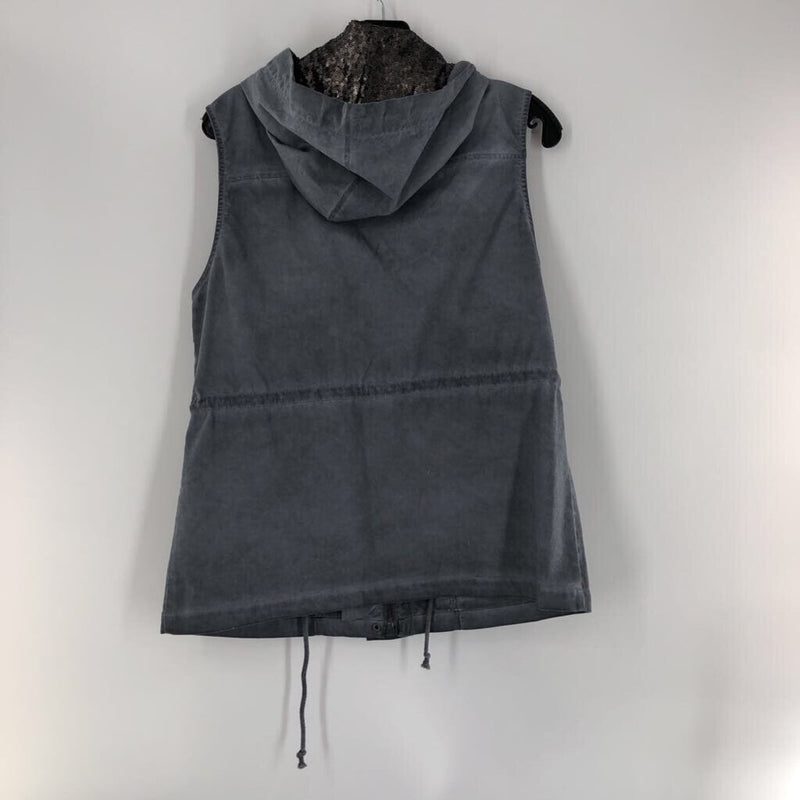 R47 L Sequin hooded vest