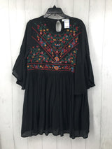 XL Embroidered ruffle lsv dress