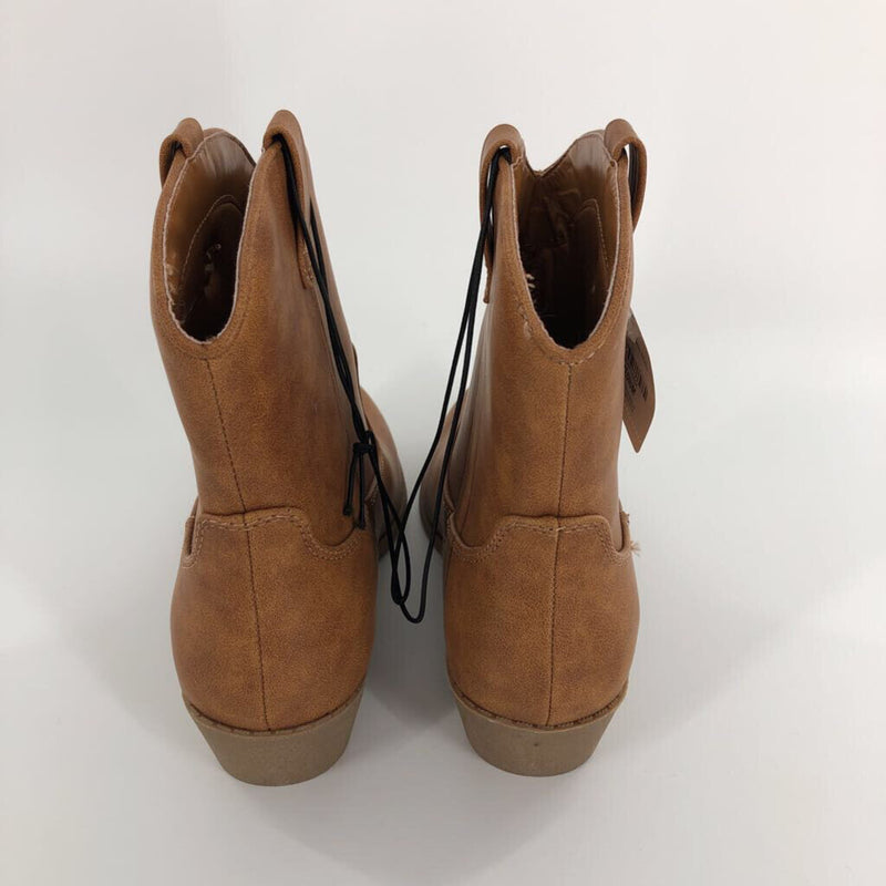 R75 6.5 cowboy boots