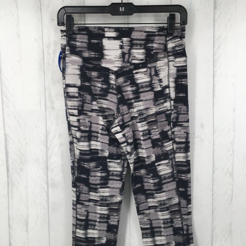 M Printed leggings