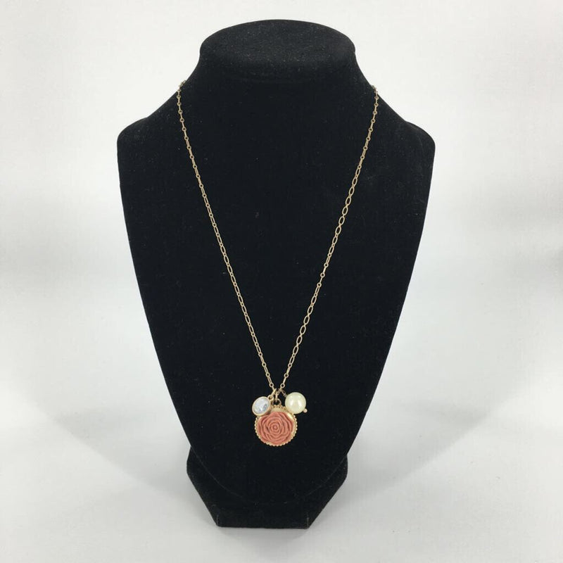 11" Pnk rose charm necklace