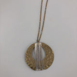 19" Goldtone circle pendant necklace