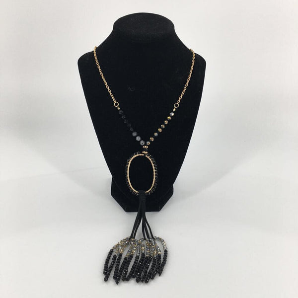 23" Blk & gold beaded tassel necklace