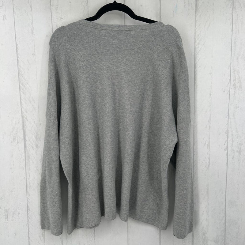 2X Textured crewneck top