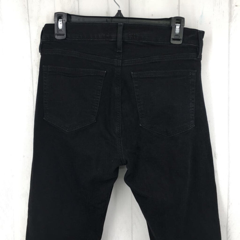 8/29 Frayed hem skinny jean