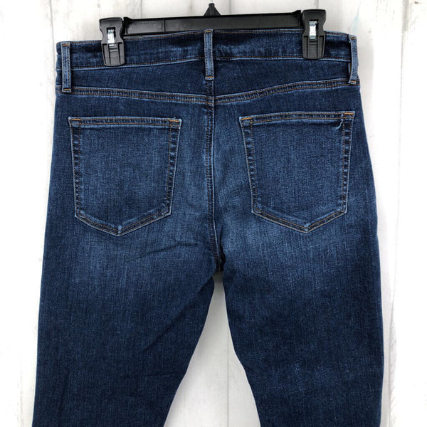 12/31 Frayed hem jeans