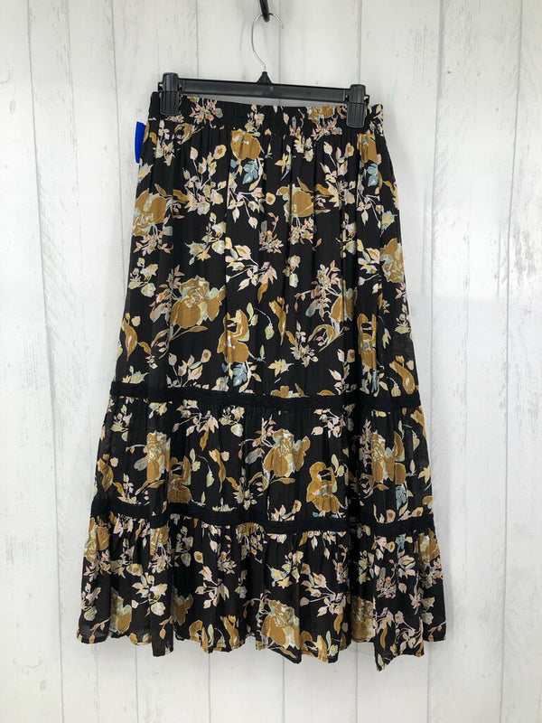 R40 M Flo print skirt