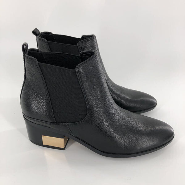 8.5 Leather ankle boots NWOB