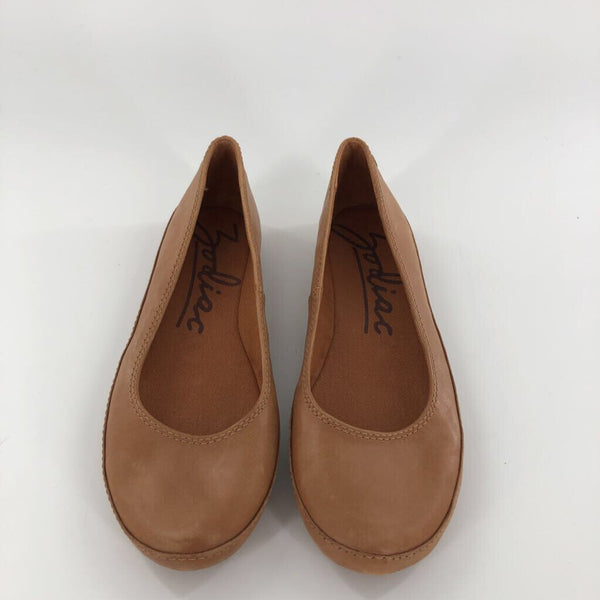 9 Leather slip ons