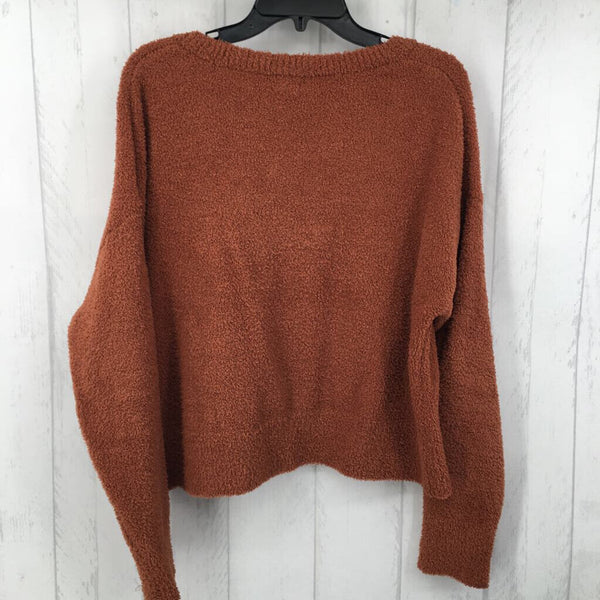 L v-neck sweater