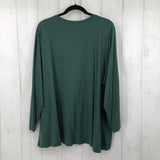 4X V-neck l/s top