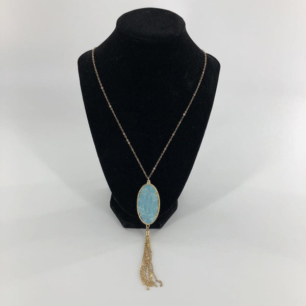 Reversible blu pendant necklace