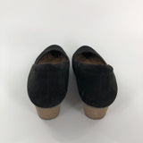 10 Suede wedge pump