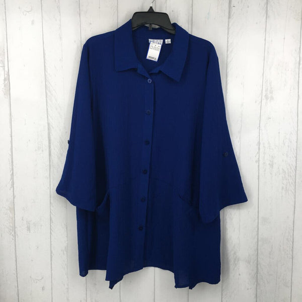 XL Textured button down l/s top