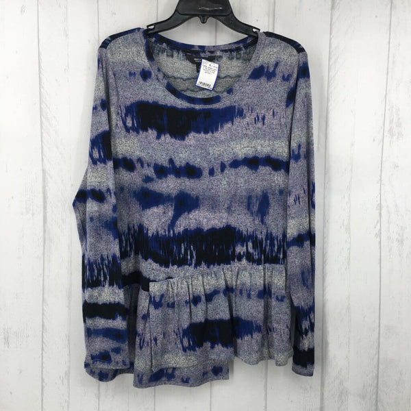 L Tie dye ruffle bottom l/s top