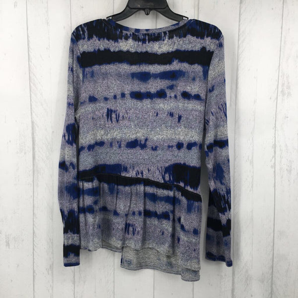 L Tie dye ruffle bottom l/s top